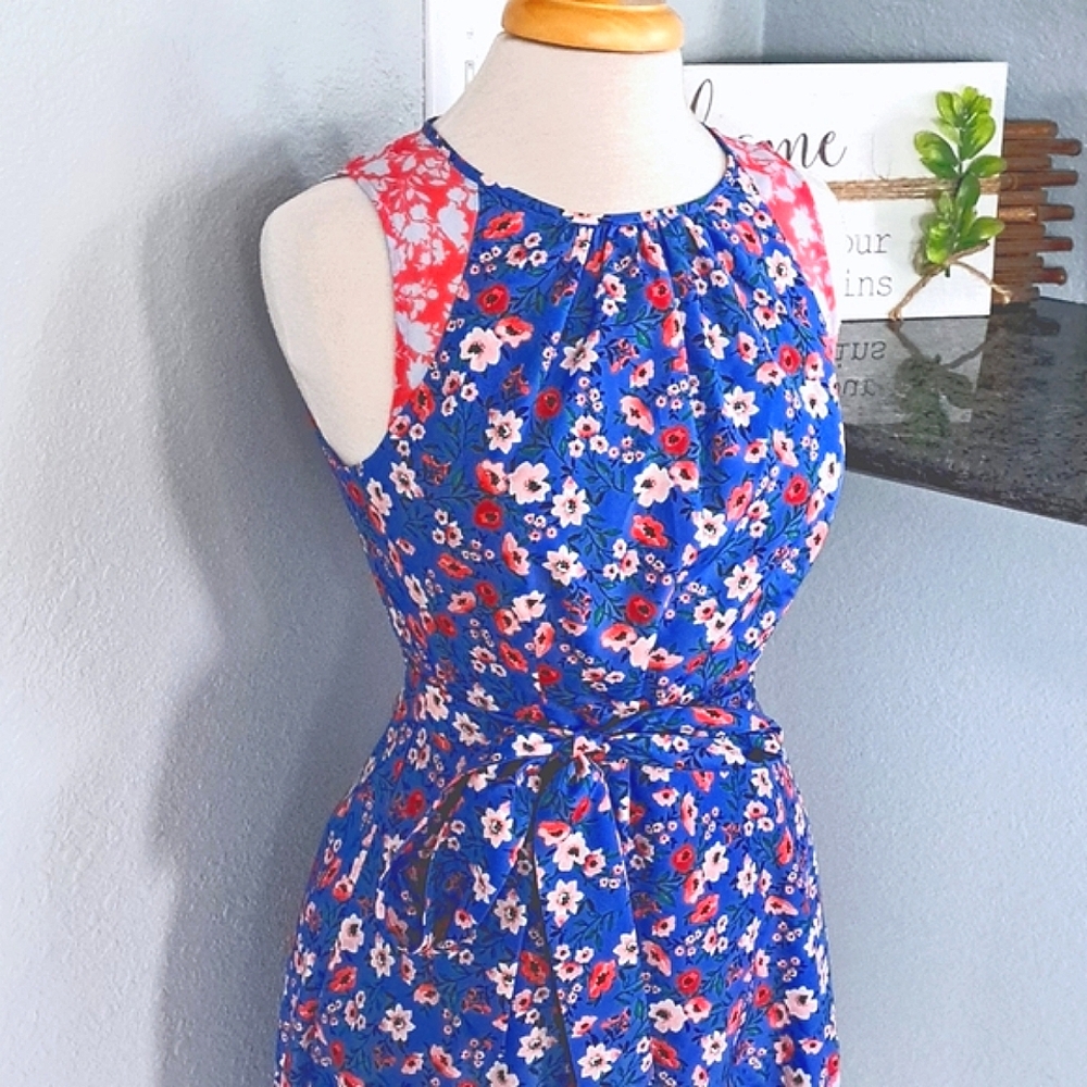 HOST PICK 🎀 Vince Camuto Floral Midi Dress | 6 - Picture 4 of 6